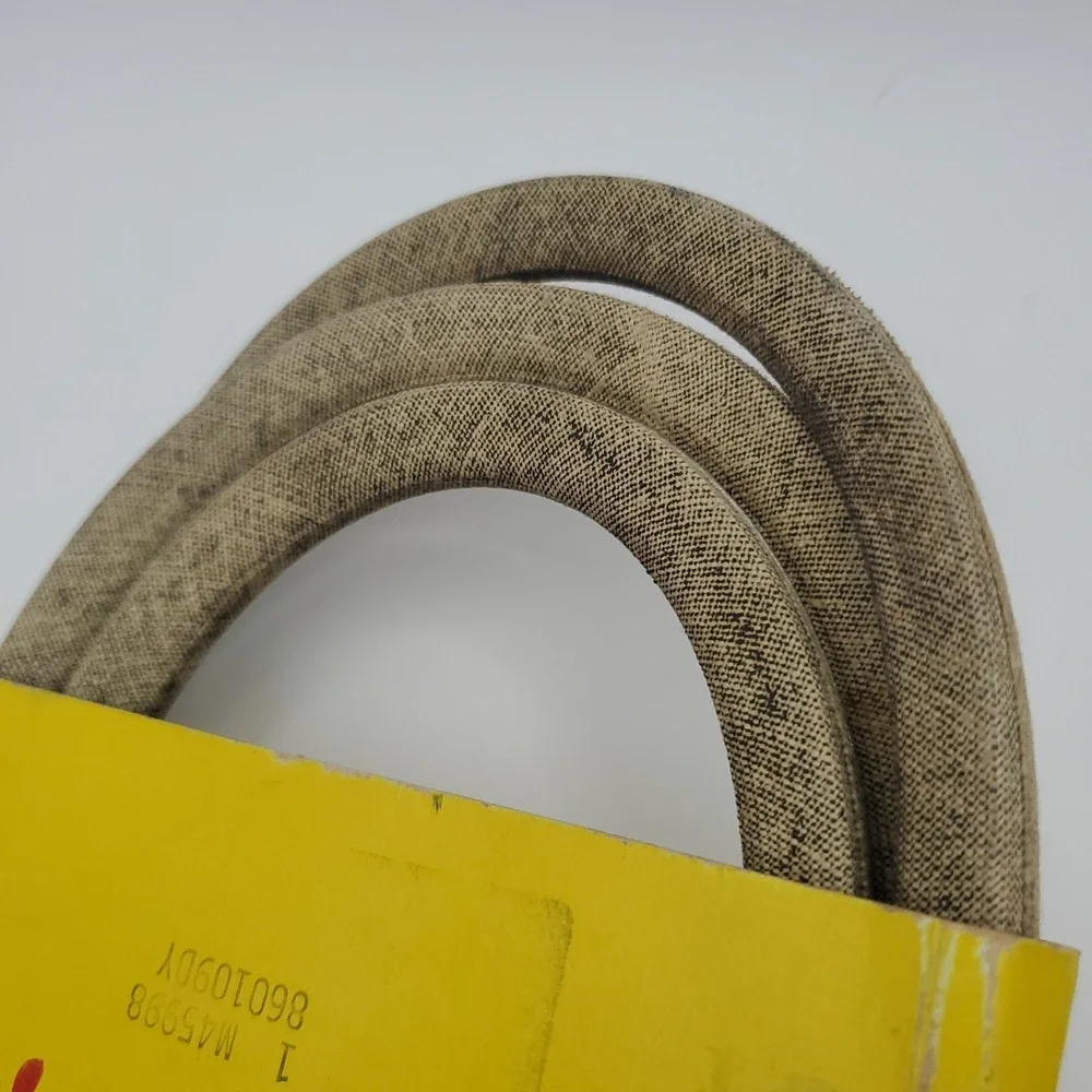 John Deere Original Equipment V-Belt  Part #M45998 MADE IN USA belt NOS